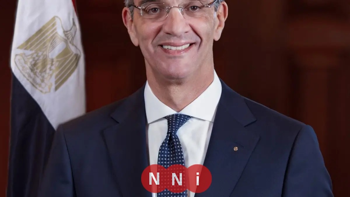 وزير الاتصالات يعلن تعزيز خدمات البريد بإضافة 1000 منفذ جديد و3000 ماكينة صراف منذ 2018