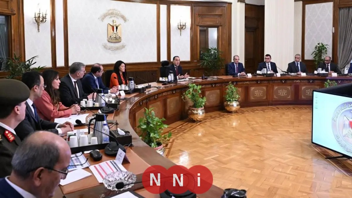 مدبولي يعلن توجيه الرئيس بإنجاز المرحلة الأولى لمشروعات حياة كريمة بسرعة