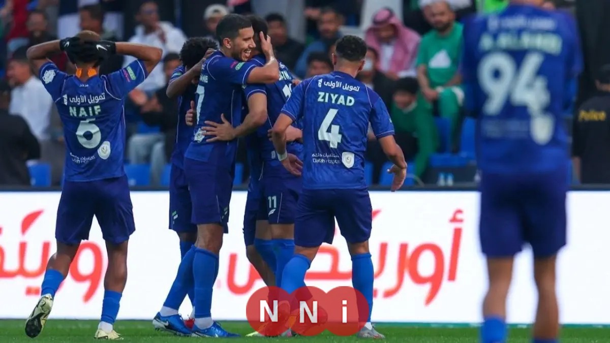 الأهلي يتلقى هزيمة بثنائية من الفتح في دوري روشن السعودي