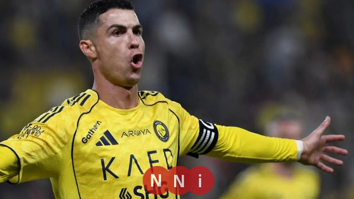 كريستيانو رونالدو يتوج بجائزة الأفضل في الشرق الأوسط خلال حفل غلوب سوكر