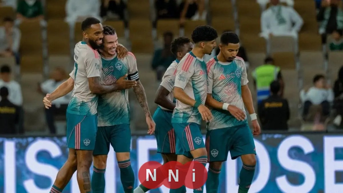 غالينو يتألق بصناعة هدفين ويعيد توازن الأهلي في الدوري السعودي