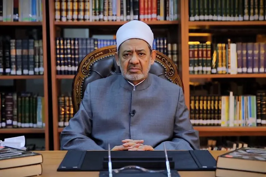 شيخ الأزهر يرحب بمبادرة رئيس الجمهورية «بداية جديدة لبناء الإنسان»