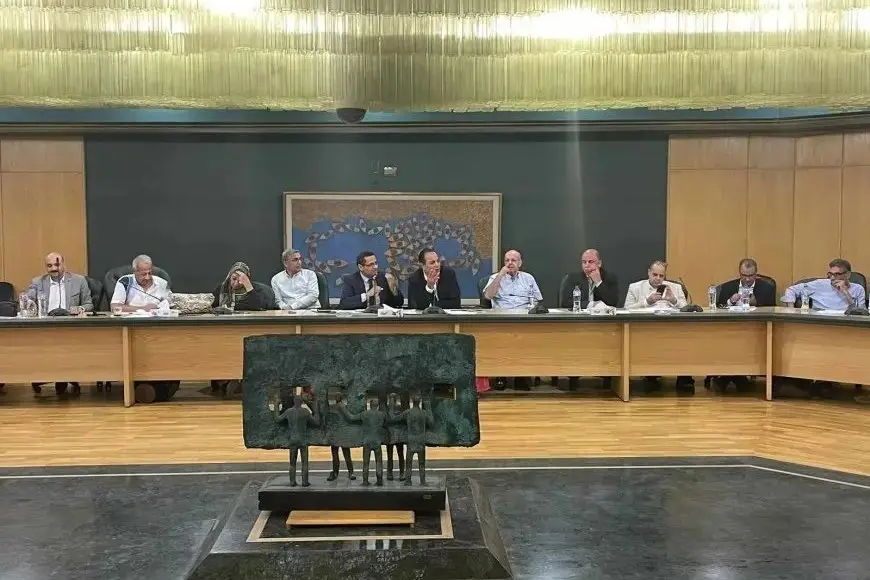 نقابة الصحفيين تعمل على وضع ضوابط لحماية حقوق الممارسين للمهنة.. تفاصيل مناقشة ملف القيد