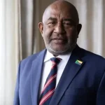 إصابة رئيس جزر القمر بجروح طفيفة في اعتداء بالسكين