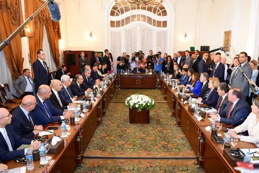 وزير الخارجية ونظيره الأمريكي يعلنان إطلاق جولة جديدة من الحوار الاستراتيجي بين البلدين