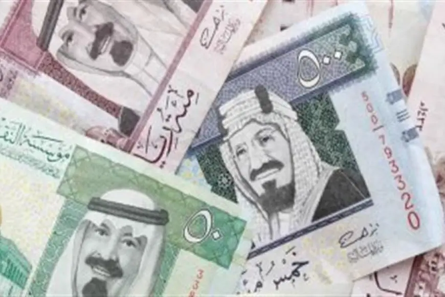 سعر الريال السعودي يرتفع مقابل الجنيه في 5 بنوك خلال تعاملات اليوم الاثنين