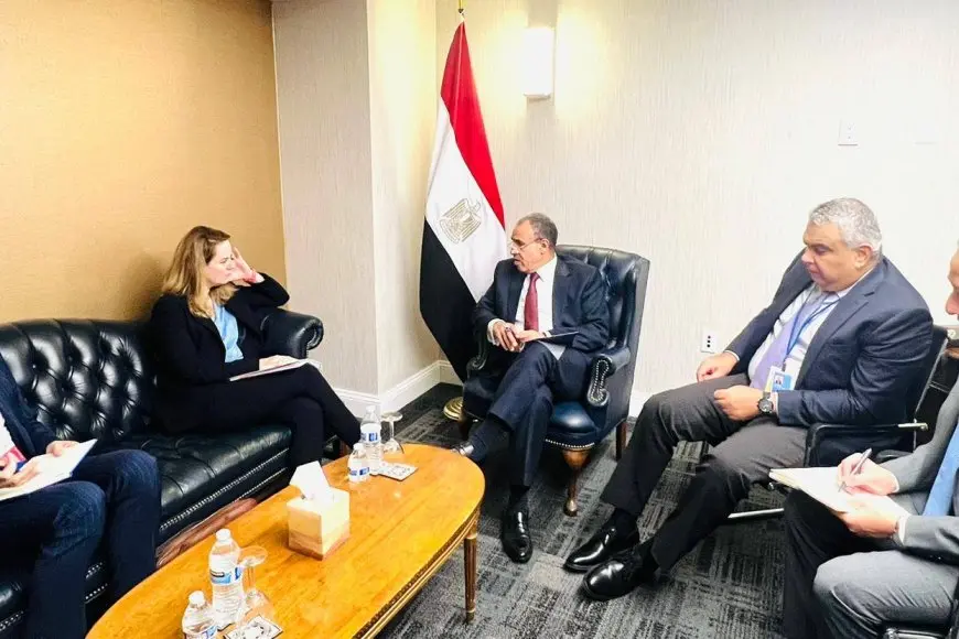 وزير الخارجية يستعرض جهود الدولة لاستضافة اللاجئين مع مديرة المنظمة الدولية للهجرة