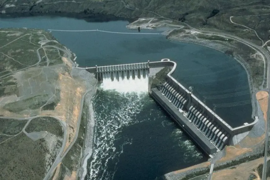 وزير الخارجية عن سد النهضة: مخطئ من يتوهم أن مصر ستغض الطرف عن تهديد وجودي لبقائها