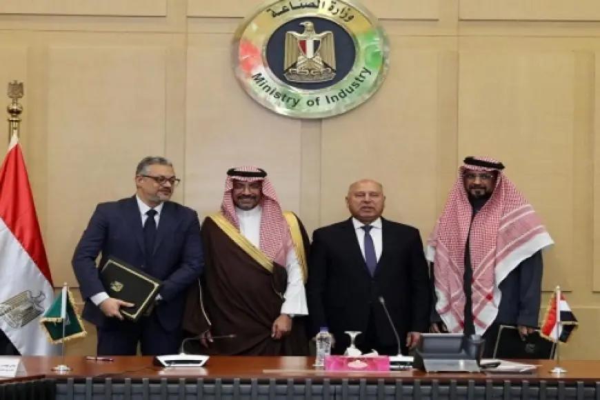 كامل الوزير ووزير الصناعة والثروة المعدنية السعودي يبحثان سبل تعزيز أطر التعاون