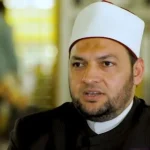 ما هي مقتنيات النبي الموجودة بمسجد الحسين؟