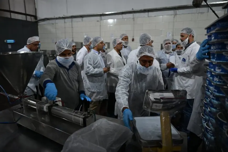 كامل الوزير: منح مصانع الألبان مهلة شهر لتصحيح أوضاعها