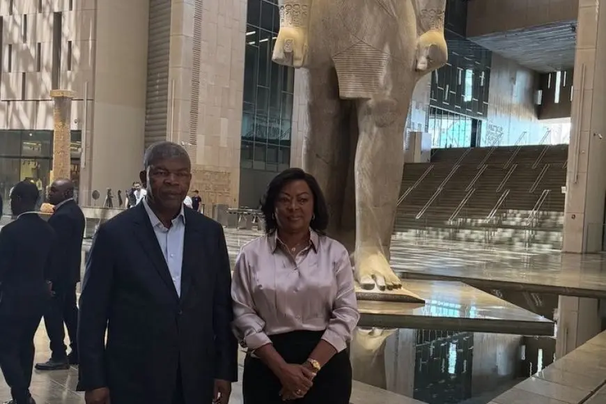 رئيس أنجولا يقوم بزيارة المتحف المصري الكبير خلال زيارته الرسمية لمصر