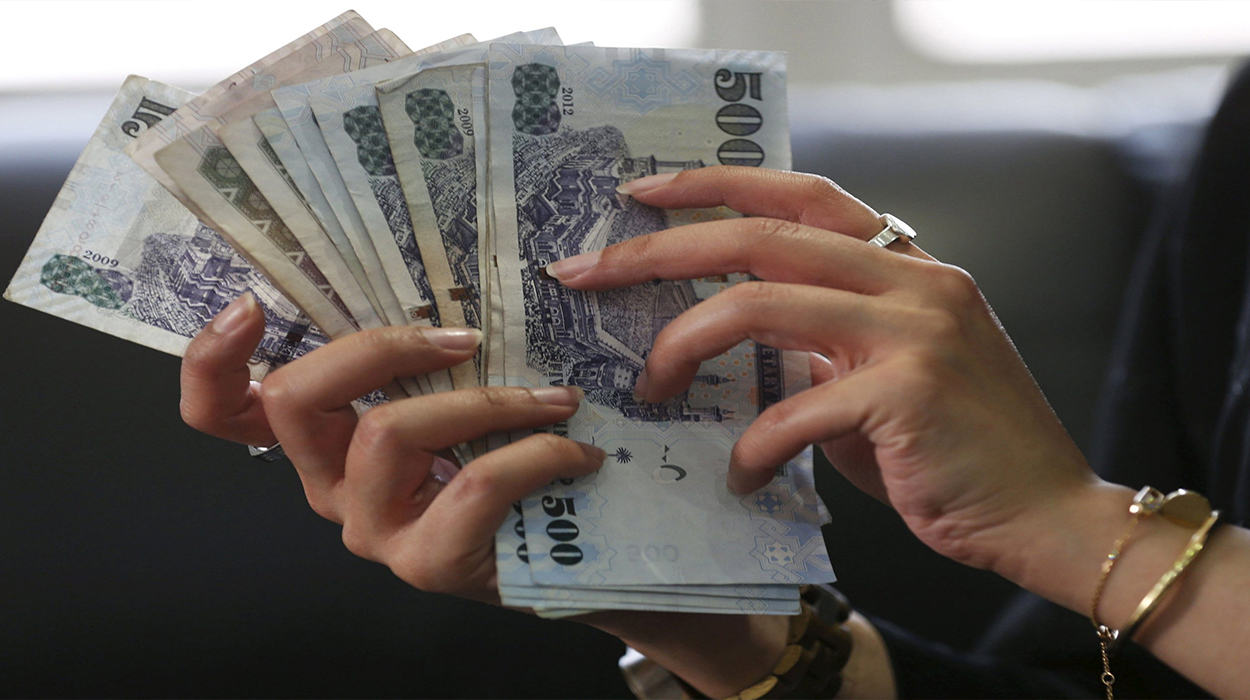 قرض للنساء يصل 200 ألف ريال بدون تحويل راتب… إليك الشروط ورابط التقديم