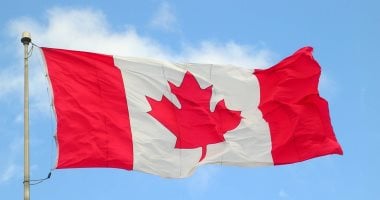 كندا تحذر رعاياها من السفر إلى إيران وتطالب الموجودين هناك بالمغادرة فورًا