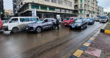 تعرف على توصيات المرور لمنع وقوع الحوادث أثناء سقوط الأمطار بالمحاور