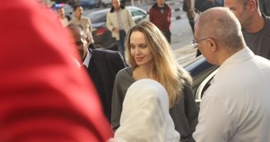 أنجلينا جولى تزور مستشفى العريش وتلتقى المصابين من غزة