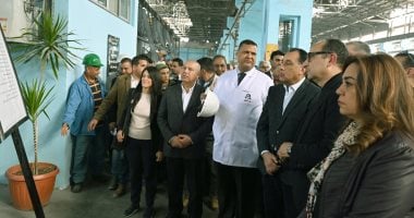 مدبولى: تطوير مصر للألومنيوم يأتى تنفيذاً لتوجيهات القيادة السياسية بتحديث القلاع الصناعية التابعة لقطاع الأعمال العام