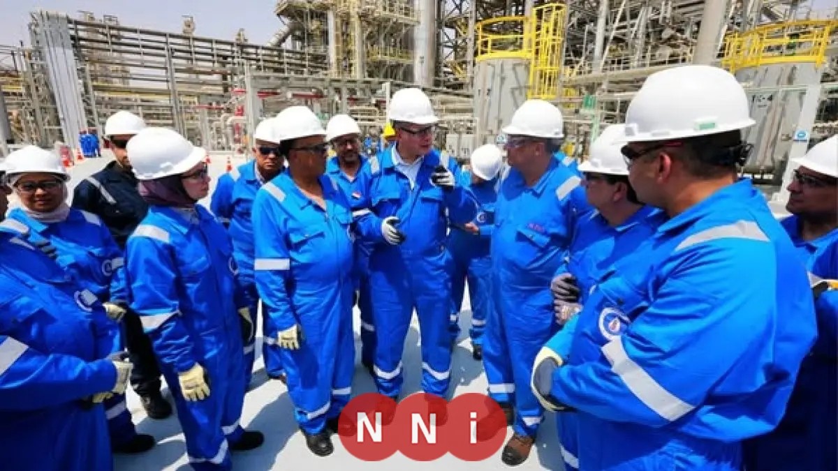 وزير البترول يتفقد مشروعات تعزيز الإنتاج في معامل تكرير البترول بالسويس لتقليل فاتورة الاستيراد