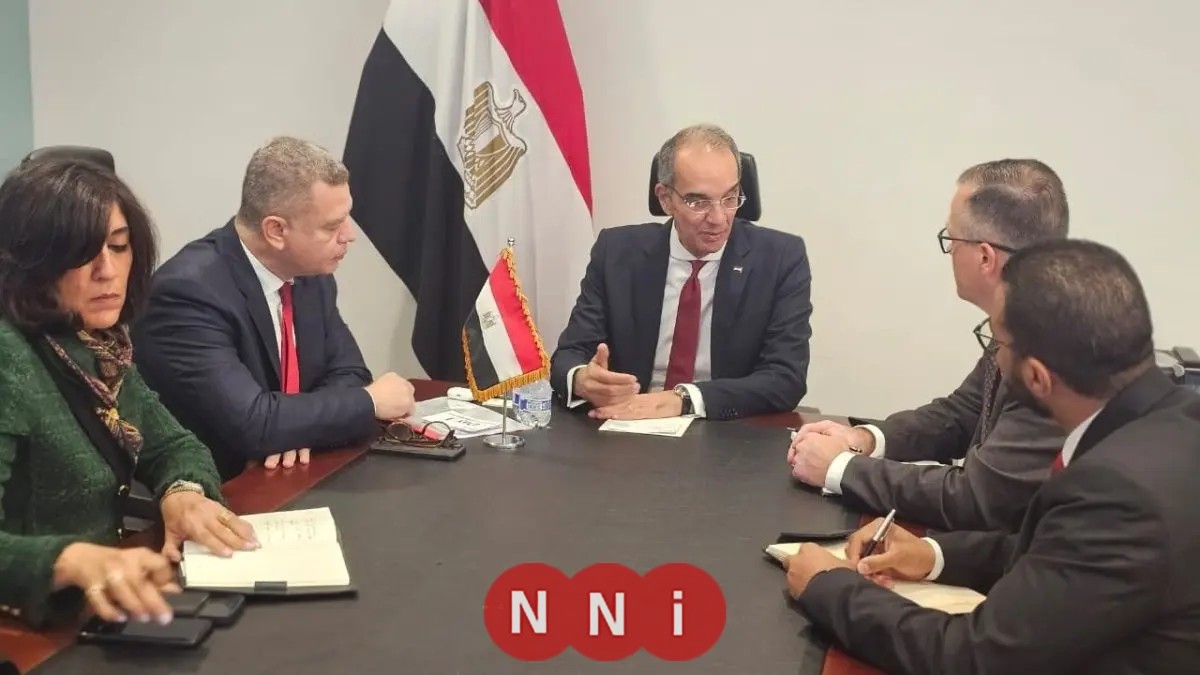 وزير الاتصالات يناقش توسيع استثمارات كبرى الشركات الأمريكية في قطاع التعهيد