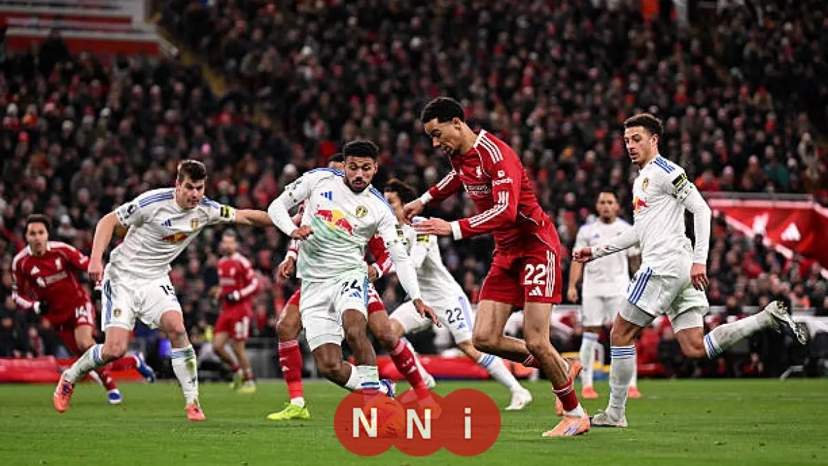 تعادل مثير بين ليفربول وليدز يونايتد في الدوري الإنجليزي الممتاز