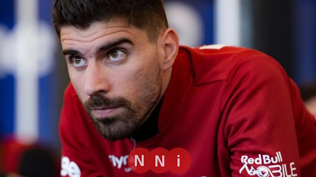 روبن نيفيز يوضح موقفه من شائعات الانتقال من الهلال إلى الاتحاد