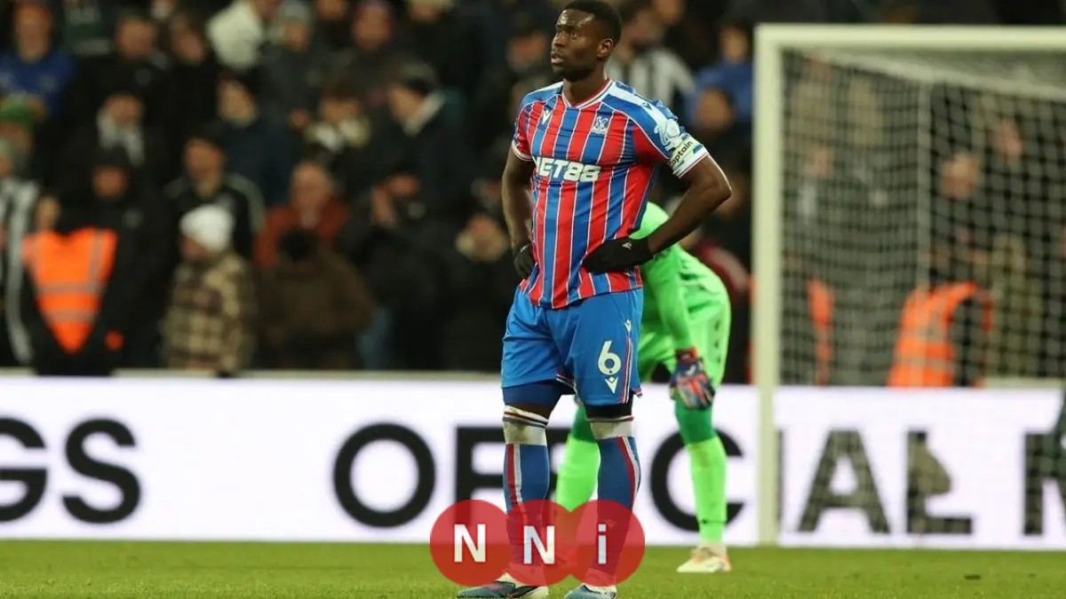 تعرف على رأي مدرب كريستال بالاس حول مغادرة المدافع مارك غويهي