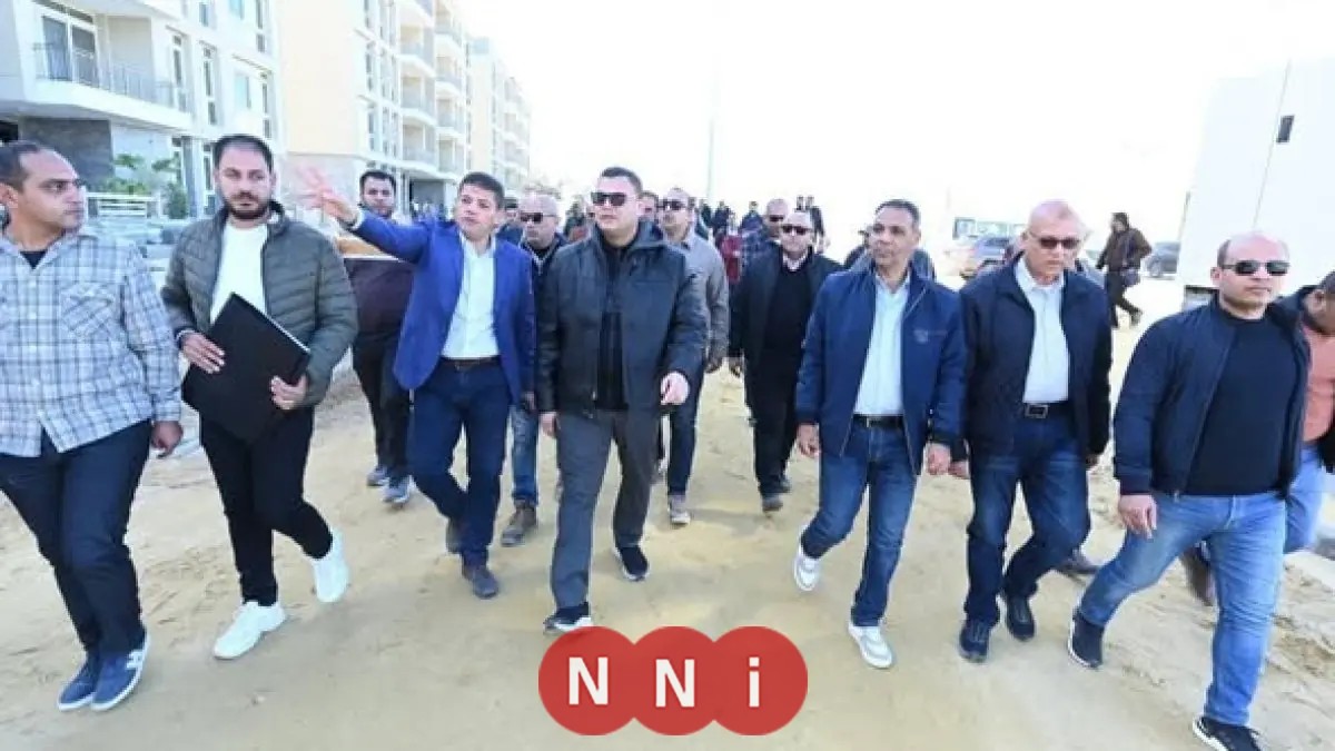 وزير الإسكان يتابع تقدم مشروع مارينا 8 وتحديث مدخل مارينا 5