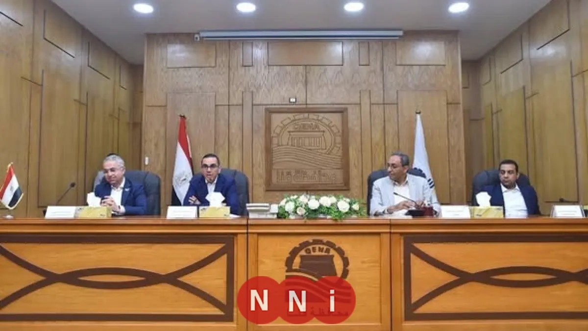 وزير الاستثمار يناقش مع مستثمري قنا تعزيز المشروعات وتذليل الصعوبات