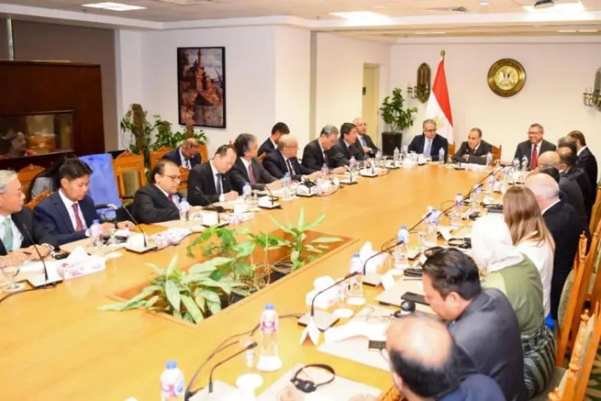 عبد العاطي يلتقي مع سفراء الدول الآسيوية المُعتمدين بمصر