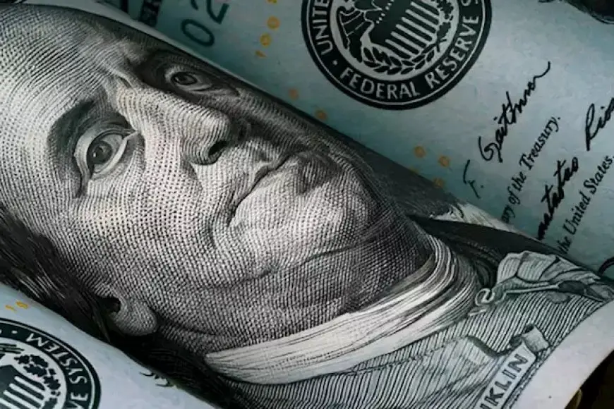 ارتفع في القاهرة ومصر..سعر الدولار ببداية التعاملات الصباحية في 10 بنوك