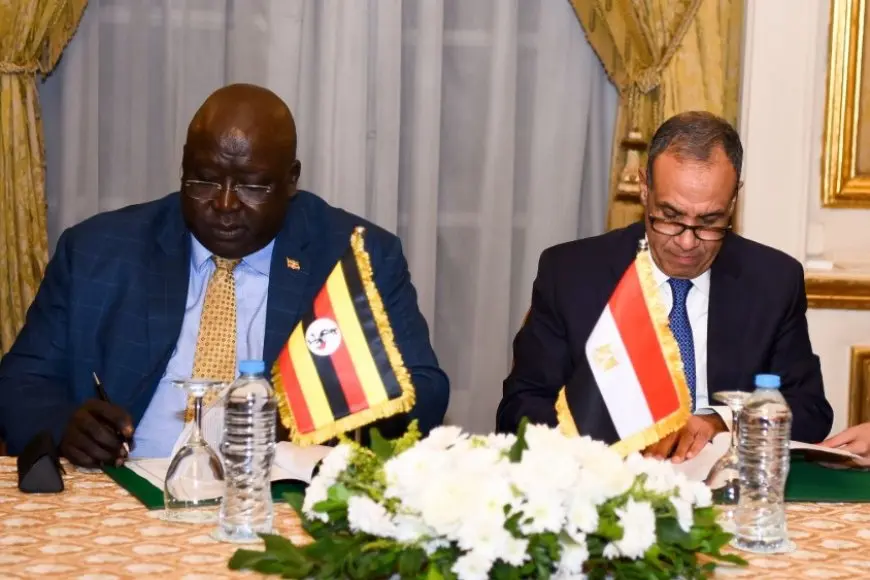 التوقيع على إعلان مشترك بين مصر وأوغندا