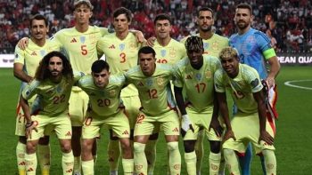 منتخب إسبانيا يستعد لمواجهة الفراعنة في برشلونة