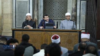 توقيت أذان الفجر والإمساك في مصر الإثنين 19 رمضان