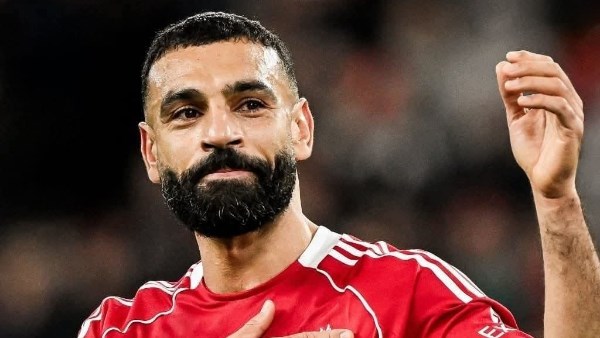 أضخم عقد.. فرج عامر يفجر مفاجأة عن وجهة محمد صلاح بعد ليفربول