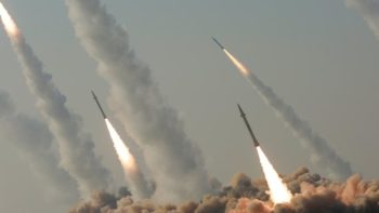 إيران تشن هجمات صاروخية على إسرائيل
