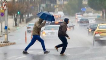 الأرصاد الجوية الأردنية تحذر من منخفض جوي وسيول قوية السبت