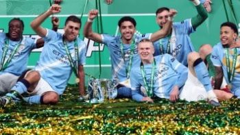ليفربول يتصدر الدوري الإنجليزي بعد خسارة أرسنال أمام مانشستر سيتي
