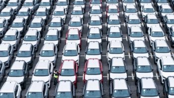 السيارات الكهربائية الصينية تستفيد من ارتفاع أسعار النفط نتيجة الأزمات الإقليمية