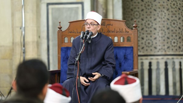 العشر الأواخر من رمضان.. الأزهر يوضح كيفية صلاة التهجد وأفضل وقت لها