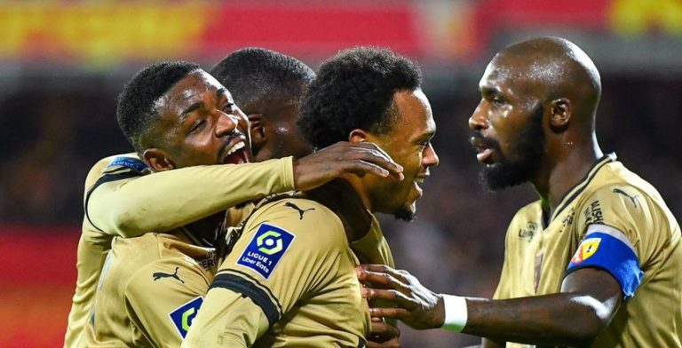الوطن سبورت | بسبب ليفربول.. لانس يرفض تأجيل مباراته أمام باريس سان جيرمان