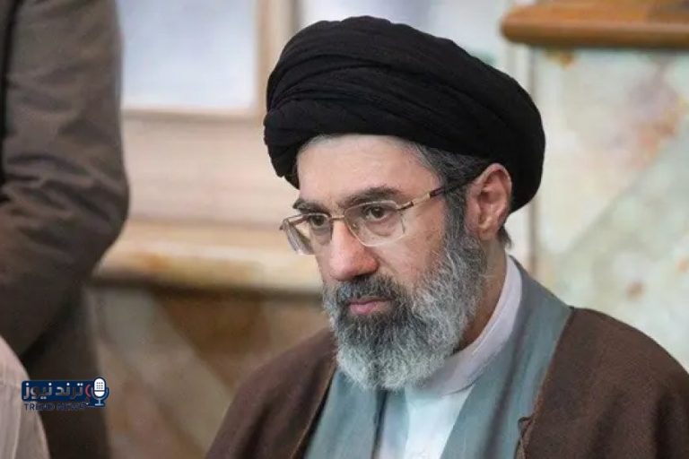 انتخاب مجتبى خامنئي مرشداً أعلى للثورة في إيران خلفاً لوالده