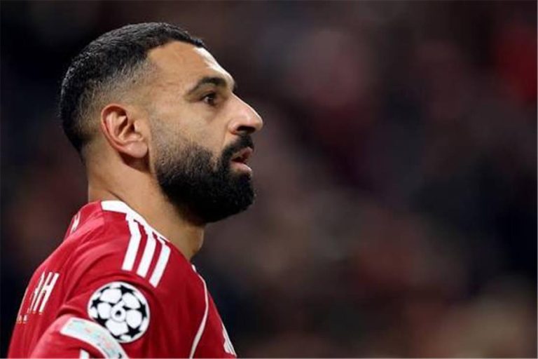 بديل "مفاجئ" لتعويض رحيل محمد صلاح عن ليفربول