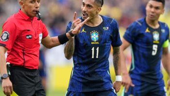 الفيفا يدفع تعويضا محدودا لبرشلونة بعد إصابة رافينيا