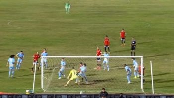 الأهلي وطلائع الجيش يتعادلان إيجابياً في الشوط الأول بنتيجة 1-1