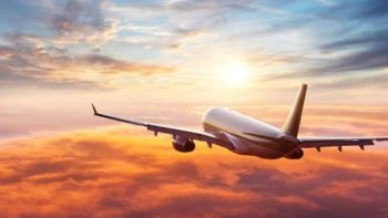 خبير سلامة جوية يكشف كيف يؤثر الإغلاق الجزئي للمجالات الجوية على استهلاك الوقود وزمن الرحلات