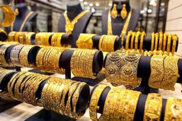 سعر الذهب في لبنان اليوم الأحد 15 مارس 2026.. عيار 21 بالدولار