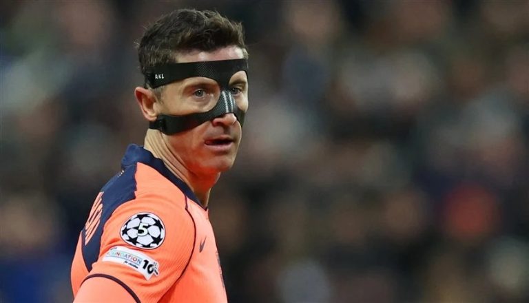 شرط صادم من برشلونة لتجديد عقد ليفاندوفسكي