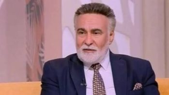طارق الدسوقي يضفي على الكاميرا حضوراً مميزاً ويجسد المعلمة التي لا تُجَسد سواها بأسلوب احترافي يجذب الأنظار