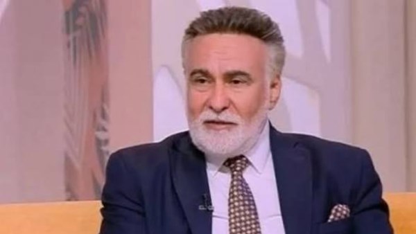 طارق الدسوقي يضفي على الكاميرا حضوراً مميزاً ويجسد المعلمة التي لا تُجَسد سواها بأسلوب احترافي يجذب الأنظار