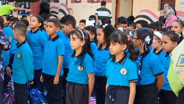 عودة الطلاب إلى المدارس غداً بعد إجازة عيد الفطر المبارك واستئناف الدراسة في ظل استعدادات جديدة